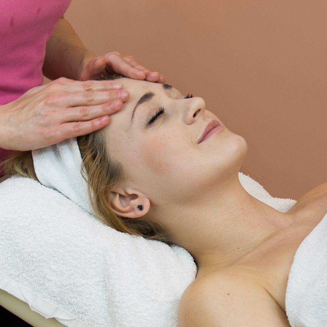 lymphatic massage of face
